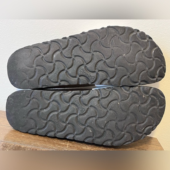 Birkenstock Betula White Leather Sandals Slides size 38 Women’s  7 Soft Footbed - Picture 9 of 9